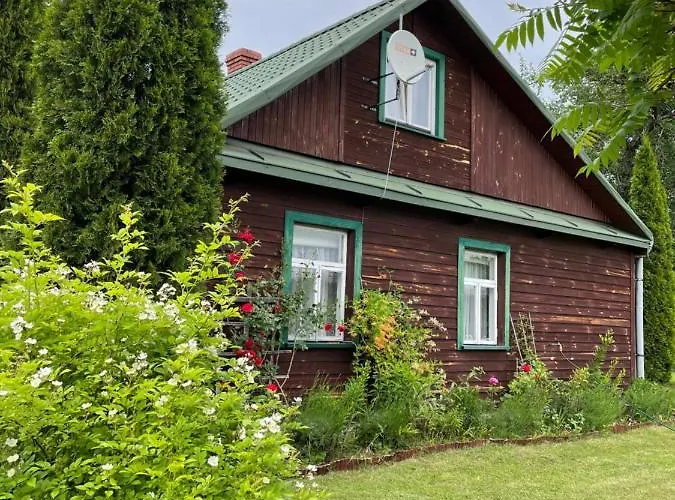 Dom Na Skraju Puszczy Bialowieskiej